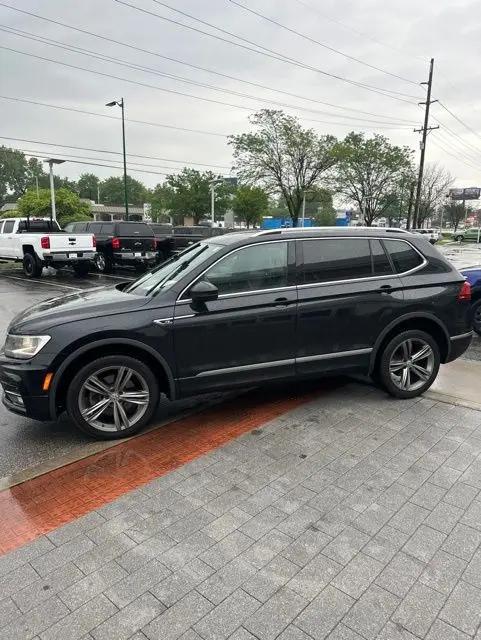 2019 Volkswagen Tiguan 2.0T SEL R-Line
