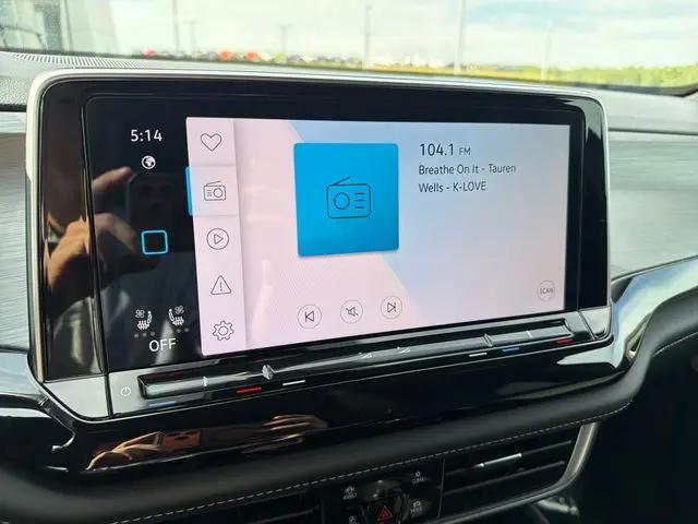2025 Volkswagen Atlas Cross Sport 2.0T SE w/Technology