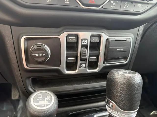 2018 Jeep Wrangler Unlimited Sahara 4x4