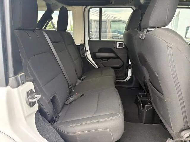 2018 Jeep Wrangler Unlimited Sahara 4x4
