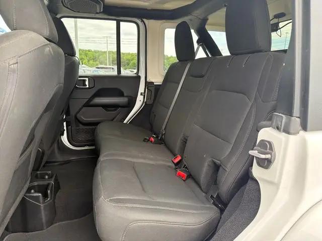 2018 Jeep Wrangler Unlimited Sahara 4x4