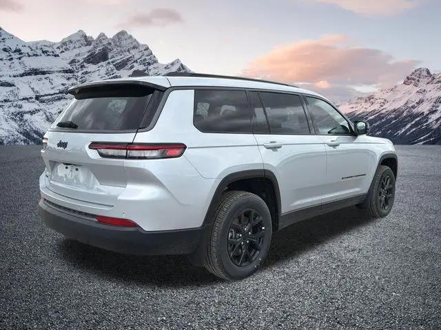 2026 Jeep Grand Cherokee L Altitude 4x4