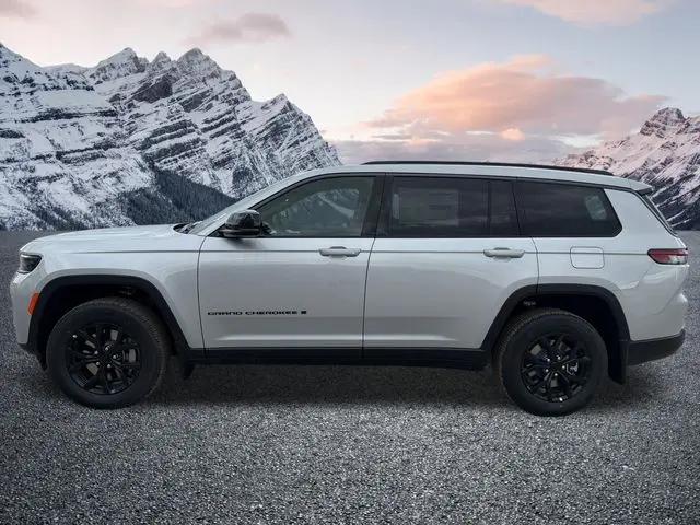 2026 Jeep Grand Cherokee L Altitude 4x4