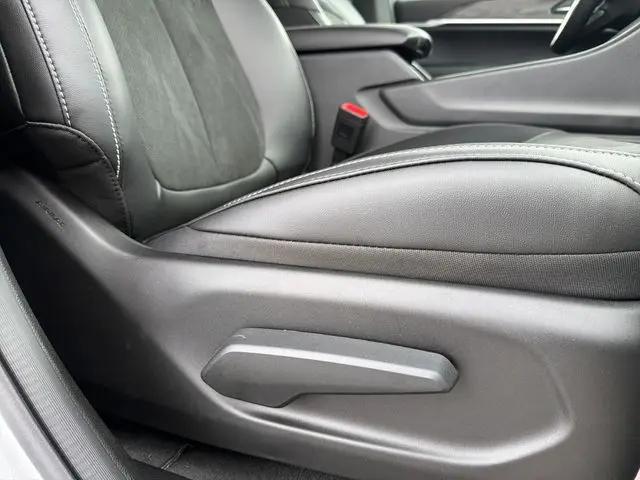 2026 Jeep Grand Cherokee L Altitude 4x4