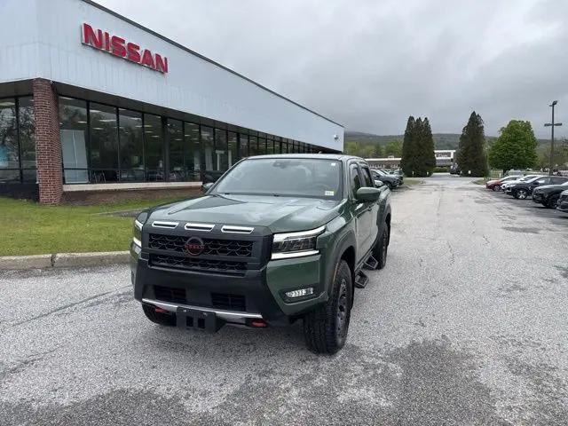 2025 Nissan Frontier Crew Cab PRO-4X 4x4