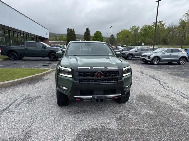 2025 Nissan Frontier Crew Cab PRO-4X 4x4