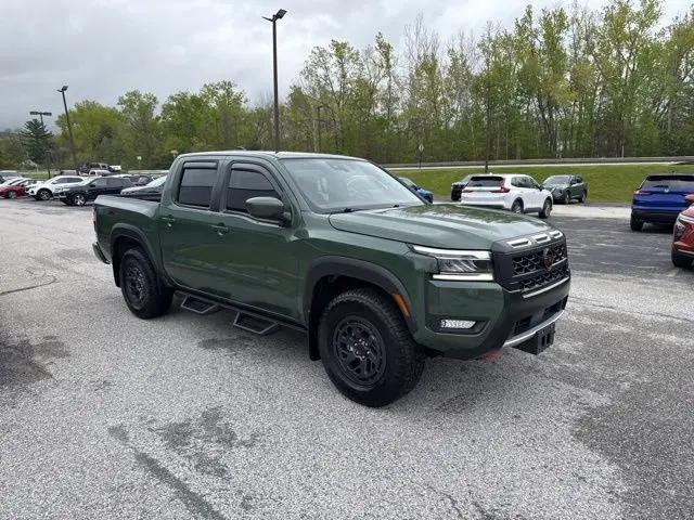 2025 Nissan Frontier Crew Cab PRO-4X 4x4