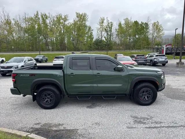 2025 Nissan Frontier Crew Cab PRO-4X 4x4