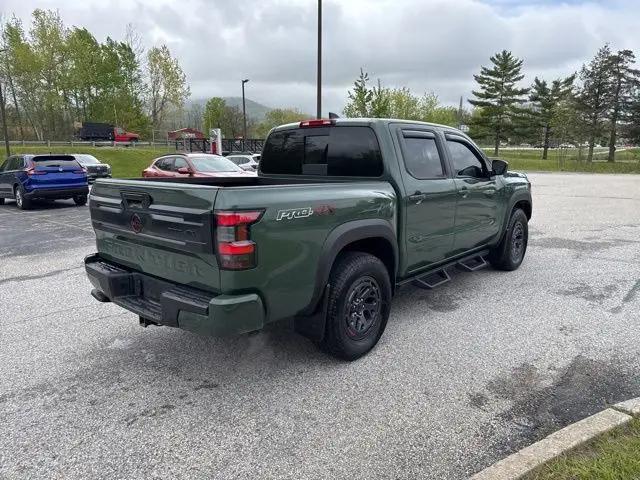 2025 Nissan Frontier Crew Cab PRO-4X 4x4