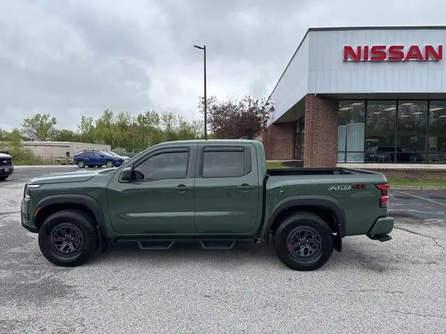 2025 Nissan Frontier Crew Cab PRO-4X 4x4