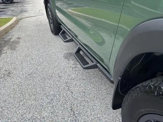 2025 Nissan Frontier Crew Cab PRO-4X 4x4