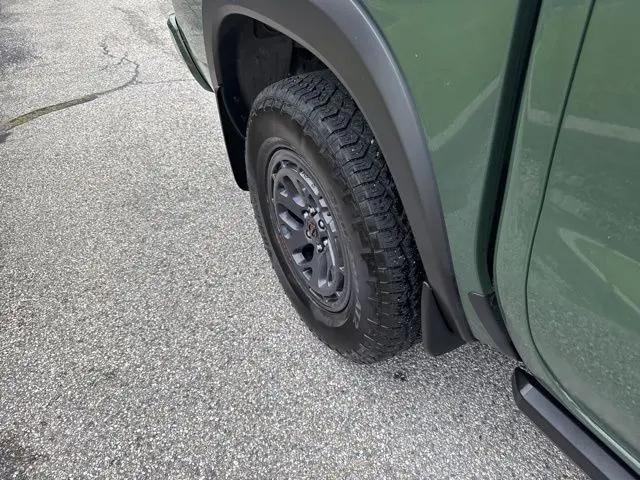 2025 Nissan Frontier Crew Cab PRO-4X 4x4
