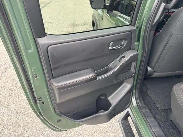 2025 Nissan Frontier Crew Cab PRO-4X 4x4