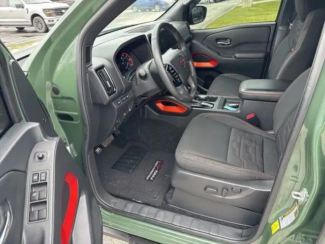 2025 Nissan Frontier Crew Cab PRO-4X 4x4