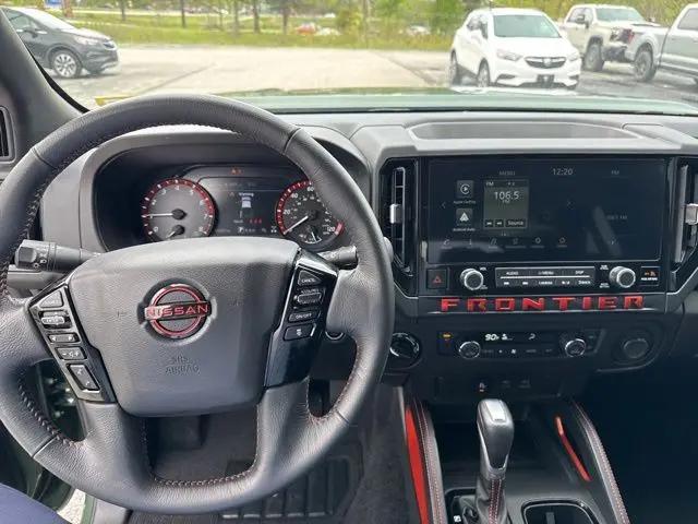 2025 Nissan Frontier Crew Cab PRO-4X 4x4