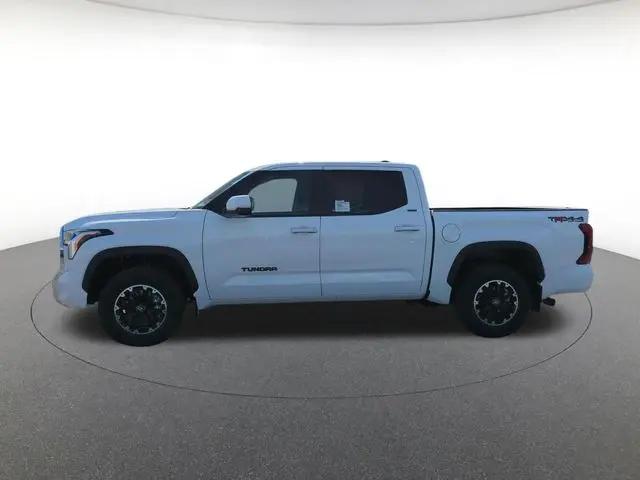 2026 Toyota Tundra SR5 CrewMax 5.5' Bed