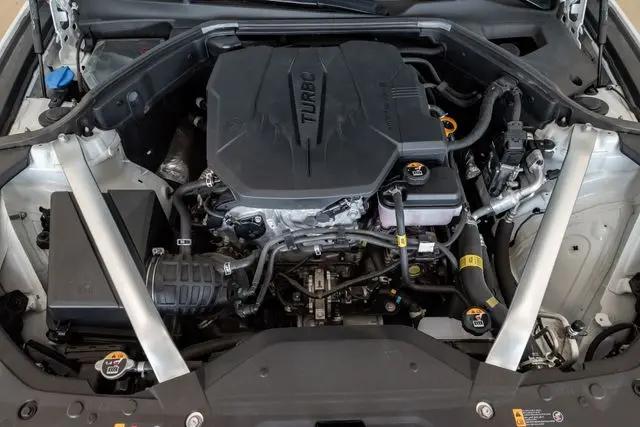 2024 Genesis G70 2.5T AWD