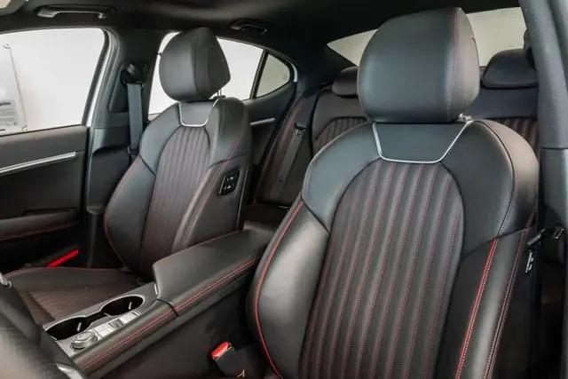 2024 Genesis G70 2.5T AWD