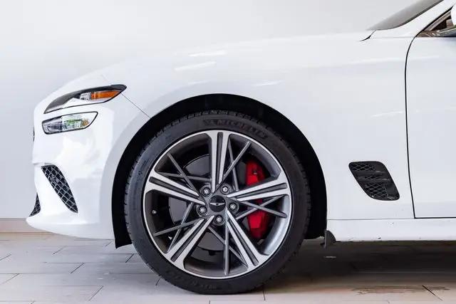 2024 Genesis G70 2.5T AWD