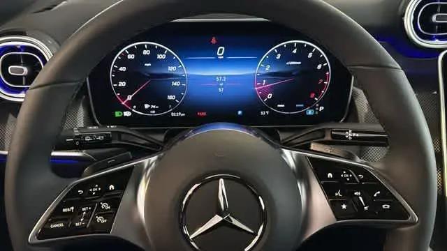 2025 Mercedes-Benz GLC 4MATIC SUV