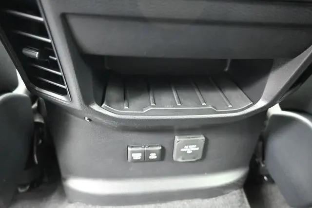 2026 Toyota Tundra Limited CrewMax 5.5' Bed