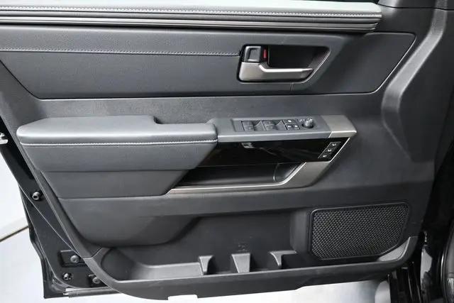 2026 Toyota Tundra Limited CrewMax 5.5' Bed