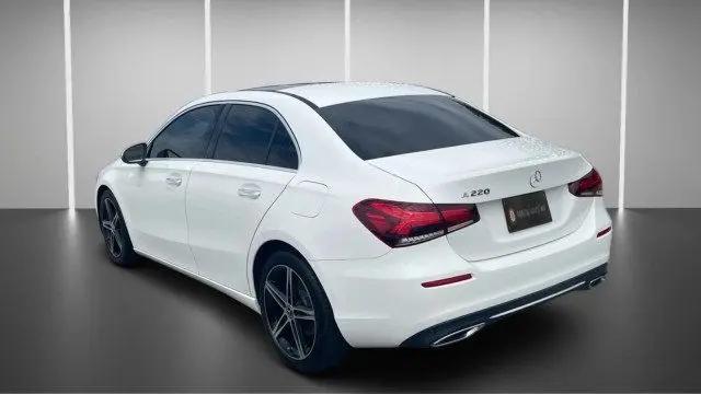 2020 Mercedes-Benz A 220 A 220