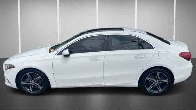 2020 Mercedes-Benz A 220 A 220