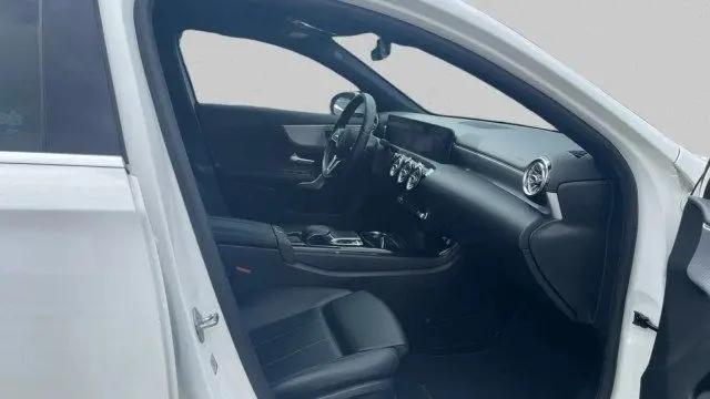 2020 Mercedes-Benz A 220 A 220