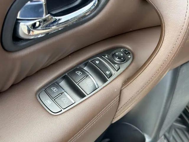 2021 Nissan Armada Platinum 2WD