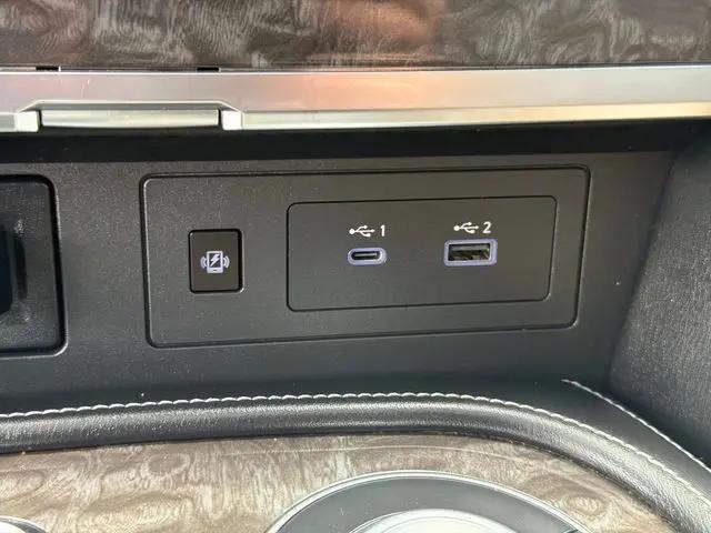 2021 Nissan Armada Platinum 2WD