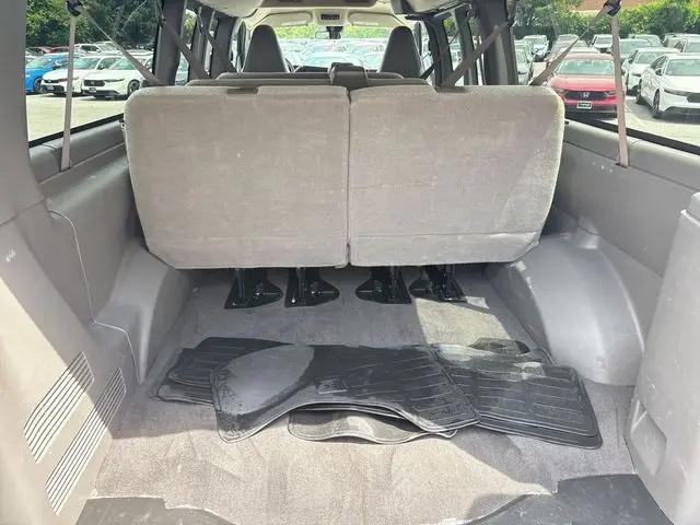 2025 Chevrolet Express Passenger RWD 3500 Extended Wheelbase LT