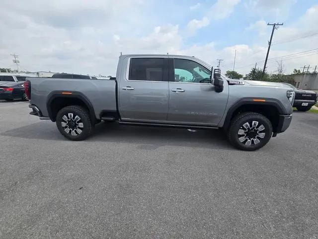 2026 GMC Sierra 2500HD Crew Cab, Standard Bed, Denali, 4WD