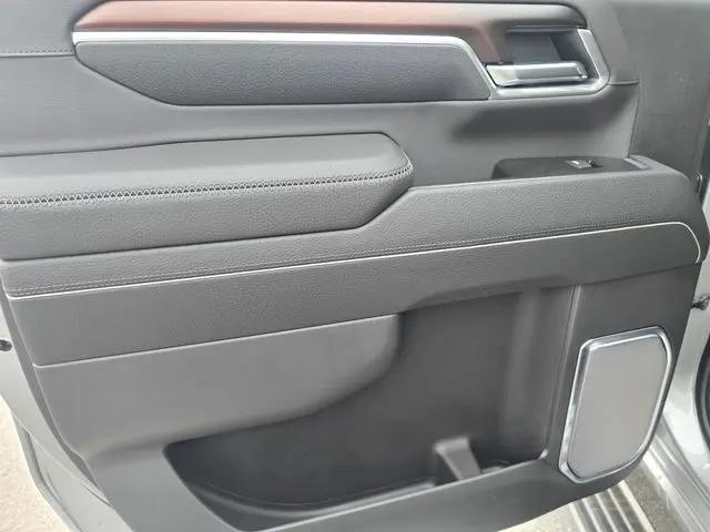 2026 GMC Sierra 2500HD Crew Cab, Standard Bed, Denali, 4WD