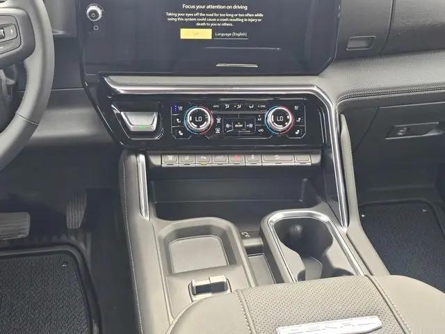 2026 GMC Sierra 2500HD Crew Cab, Standard Bed, Denali, 4WD