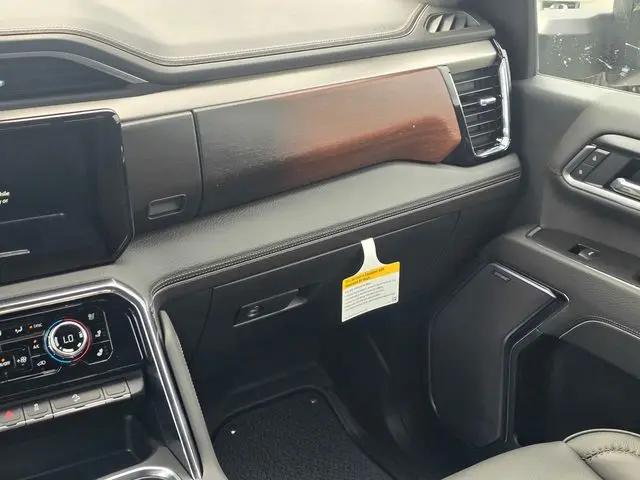 2026 GMC Sierra 2500HD Crew Cab, Standard Bed, Denali, 4WD