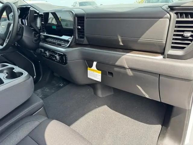 2026 Chevrolet Silverado 1500 2WD Crew Cab Short Bed LT