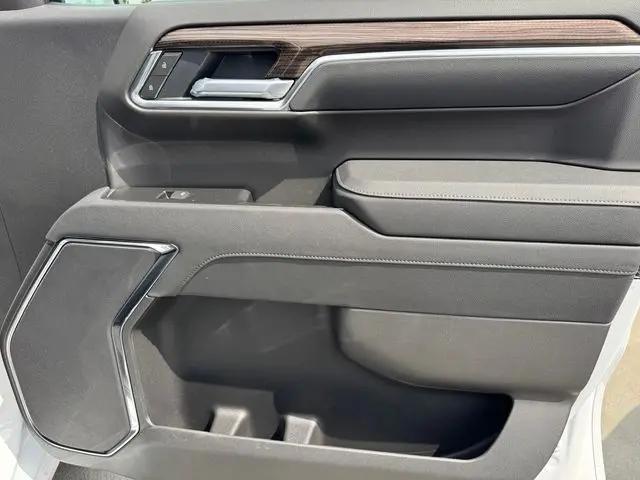 2026 Chevrolet Silverado 1500 2WD Crew Cab Short Bed LT