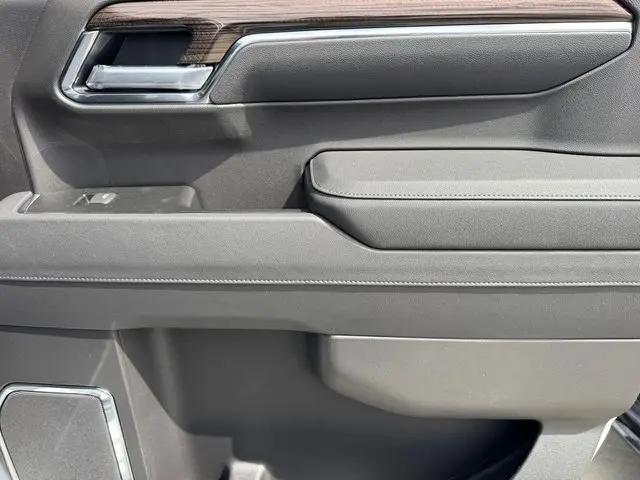 2026 Chevrolet Silverado 1500 2WD Crew Cab Short Bed LT