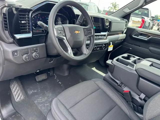 2026 Chevrolet Silverado 1500 2WD Crew Cab Short Bed LT