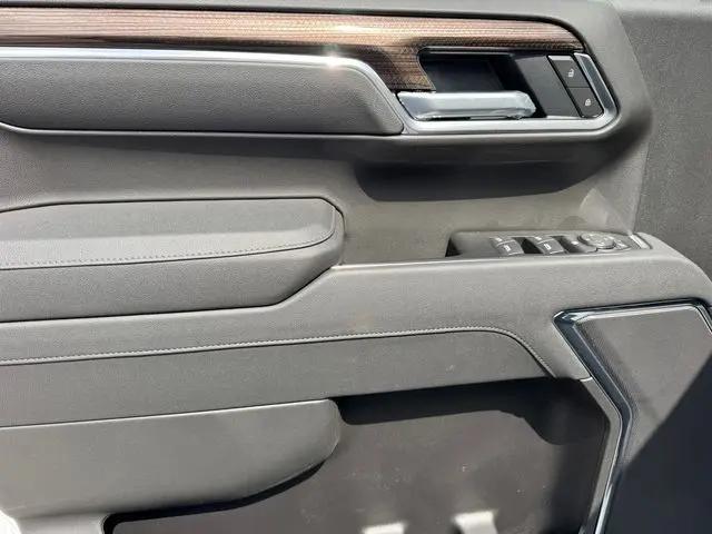 2026 Chevrolet Silverado 1500 2WD Crew Cab Short Bed LT