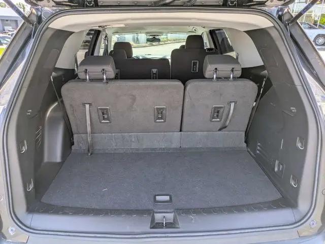 2020 Chevrolet Traverse FWD LS