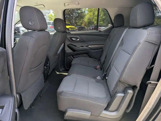 2020 Chevrolet Traverse FWD LS