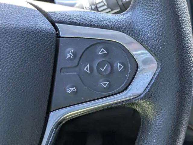 2020 Chevrolet Traverse FWD LS