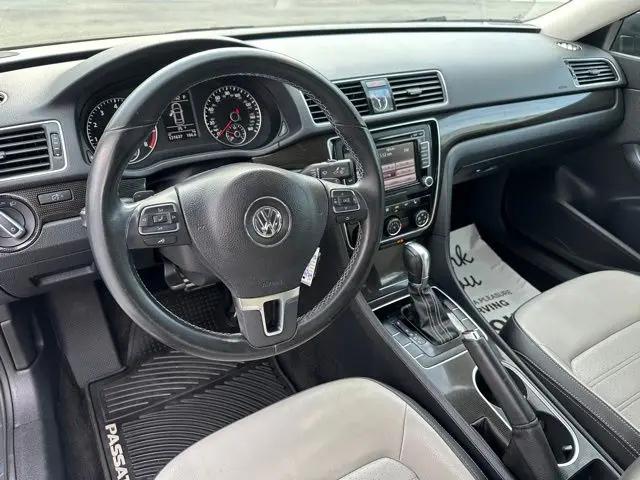2014 Volkswagen Passat 1.8T Sport