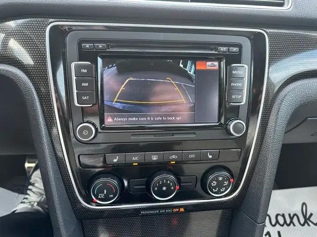 2014 Volkswagen Passat 1.8T Sport