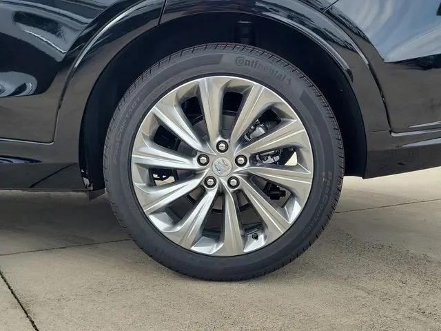 2026 Buick NV Avenir FWD