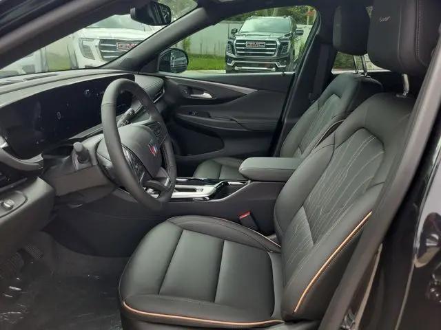 2026 Buick NV Avenir FWD