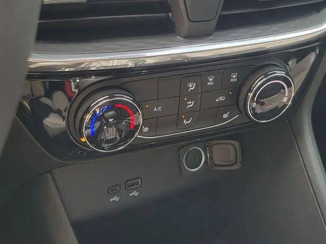 2026 Buick Encore GX Sport Touring FWD