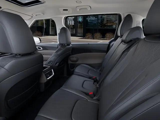 2026 Kia Carnival MPV SX